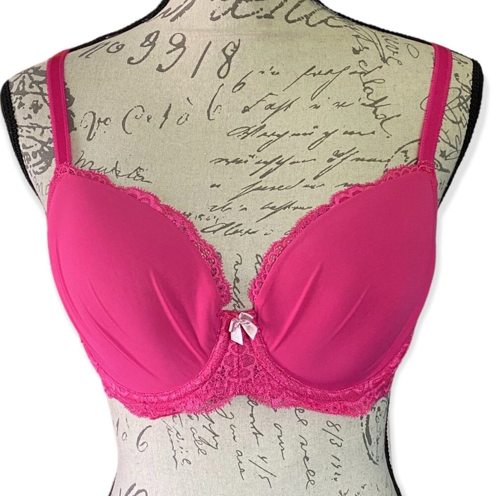Victoria’s Secret Dream Angels Pink Lace Trim Bra Size 34D